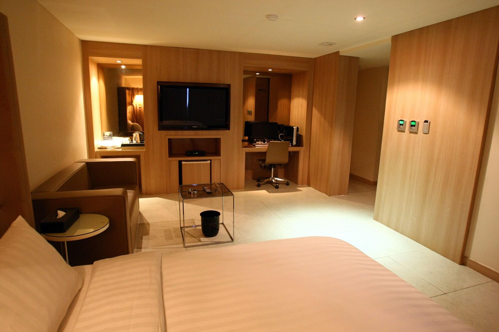 The California Hotel Seoul Seocho エクステリア 写真